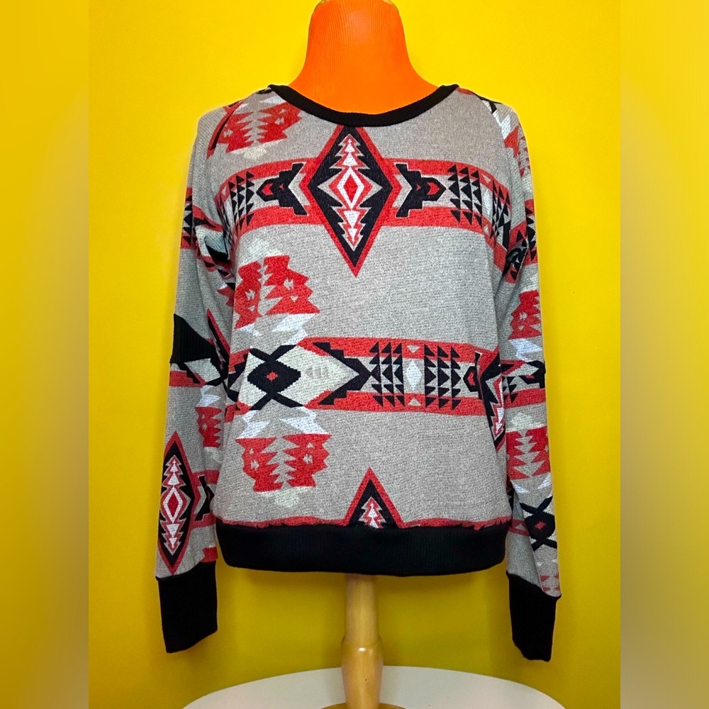 🏺 Handmade Desert Sweater with Black Accents 🏺